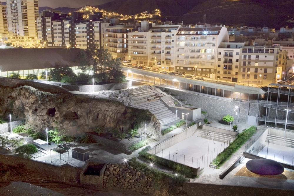 Appartamento Céntrico En S/c *